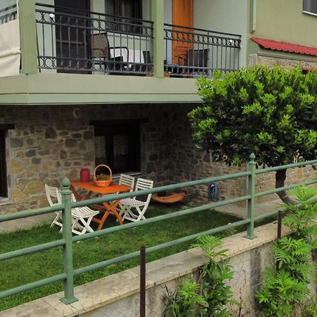 Postmans Apartment Under Meteora Kalabáka Exterior foto