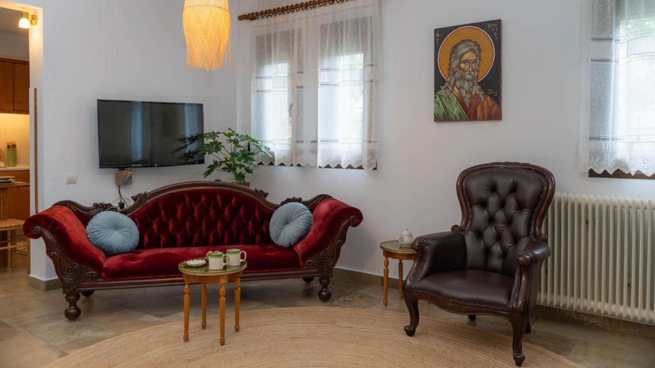 Postmans Apartment Under Meteora Kalabáka Exterior foto